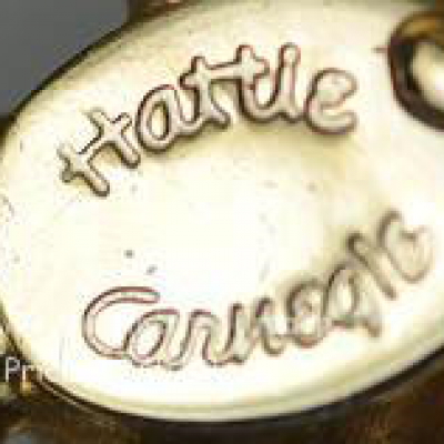 Hattie Carnegie клеймо бренд