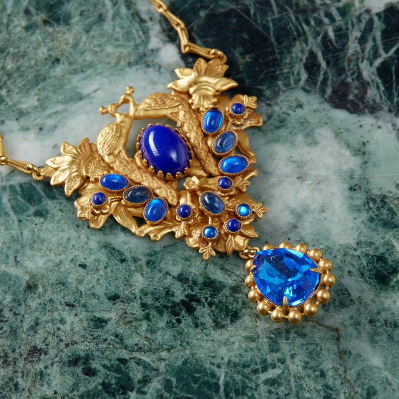 Коллекционное ожерелье Павлины с синими камнями 