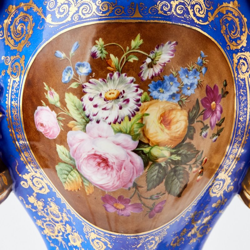 Старинная большая интерьерная ваза с ручной росписью  