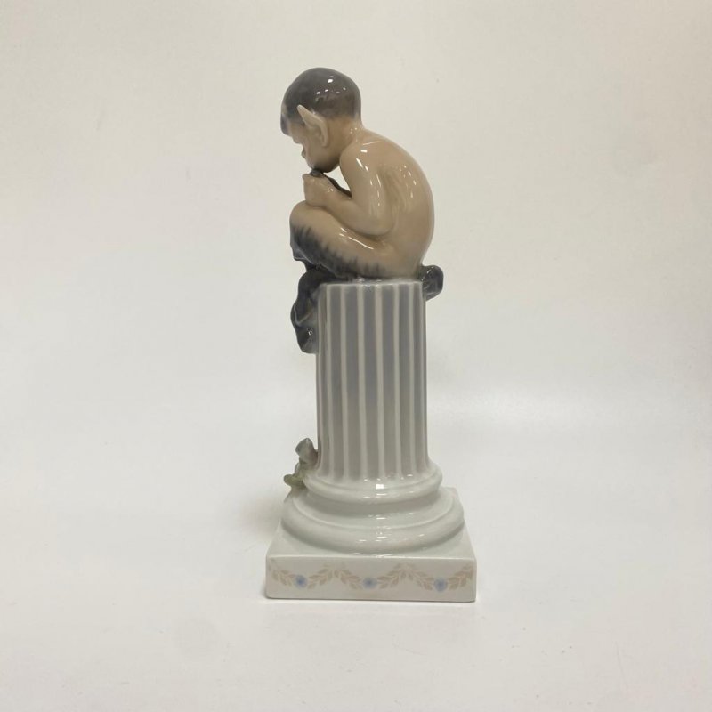 Коллекционная статуэтка Фавн с ящерицей