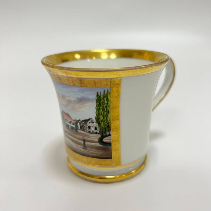 Антикварная чашка с городским пейзажем КПМ 