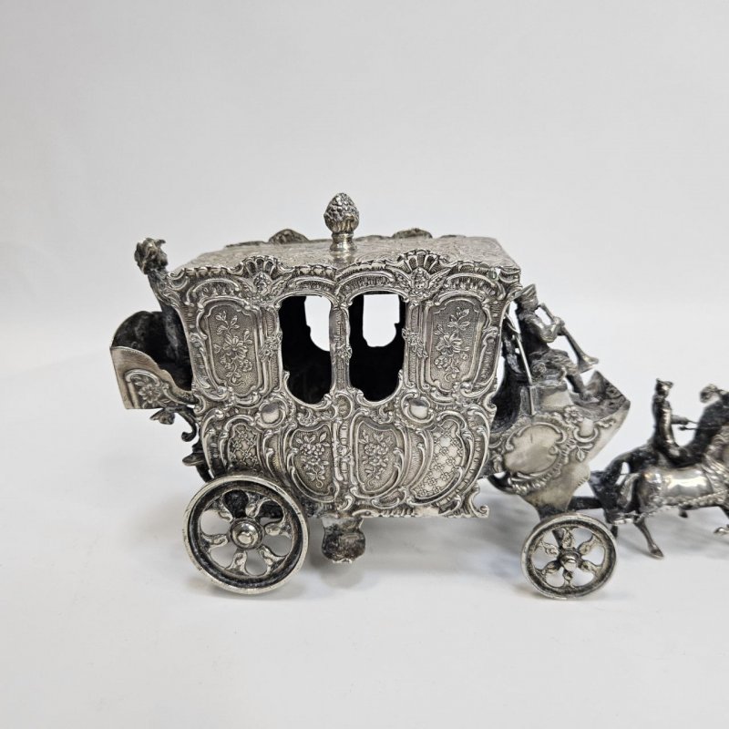 Королевский экипаж карета с кучером 6 лошадей серебро