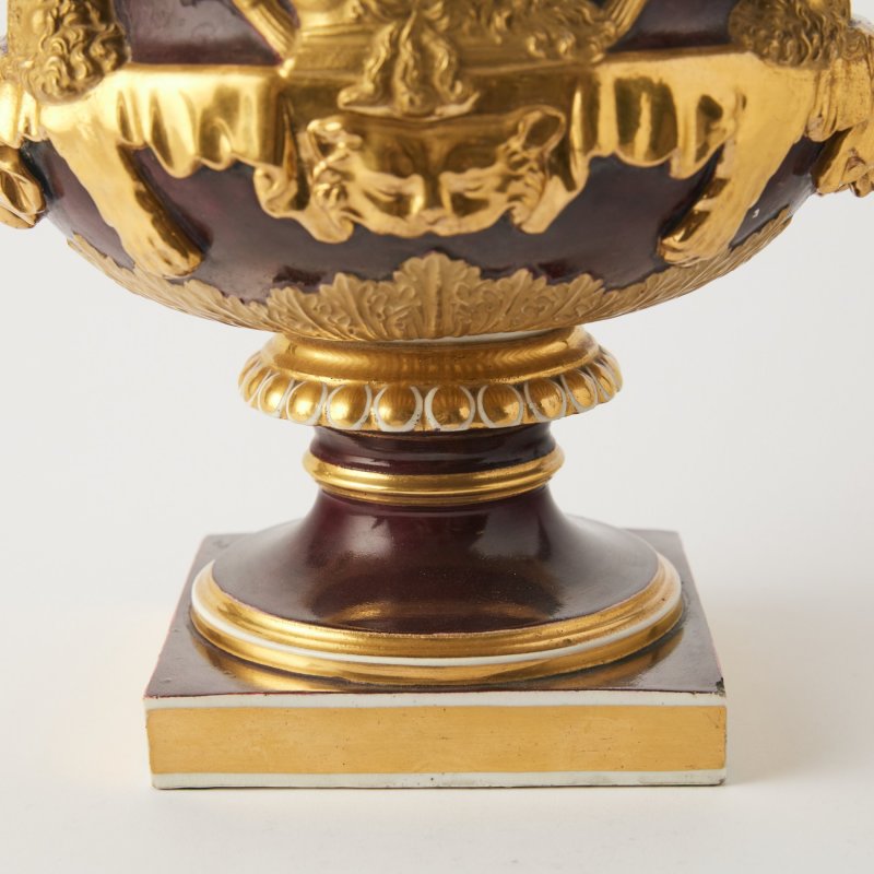 Старинная коллекционная ваза формы Warwick