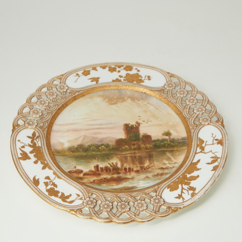 Тарелка с пейзажем Coalport 1875-1881гг ROSE CASTLE KILLARNEY