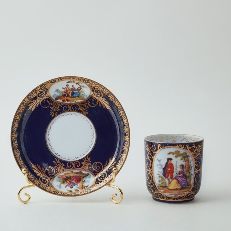 Благородная кофейная чашка с блюдцем Дрезден