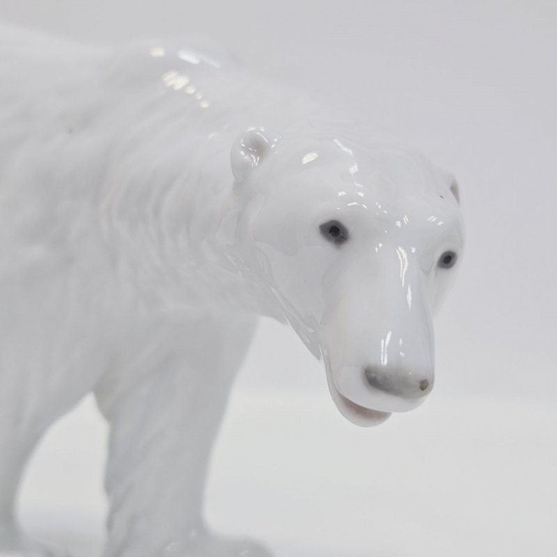 Статуэтка белый медведь середина 20в