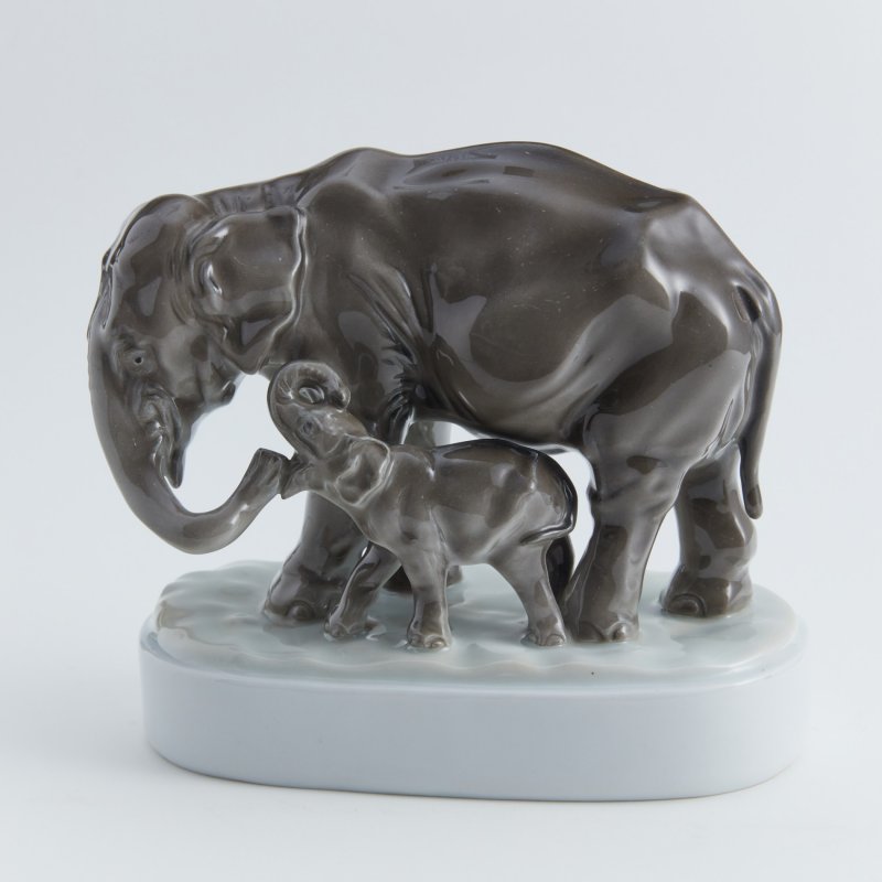 Коллекционная статуэтка Пара слонов, скульптор Karin Jarl