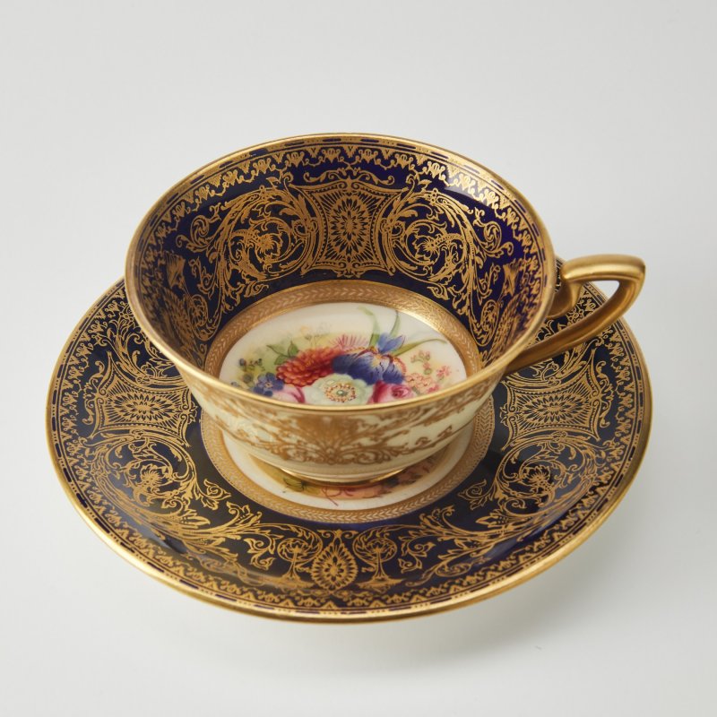 Старинная чашка с блюдцем ручной работы, художник Э. Филлипс