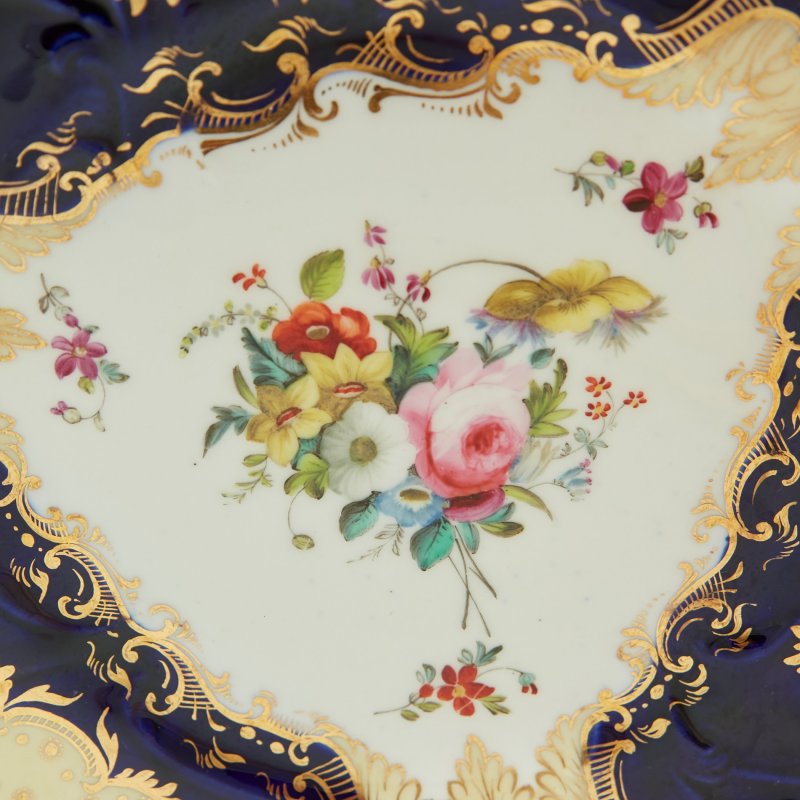 Тарелка десертная с цветами Коалпорт