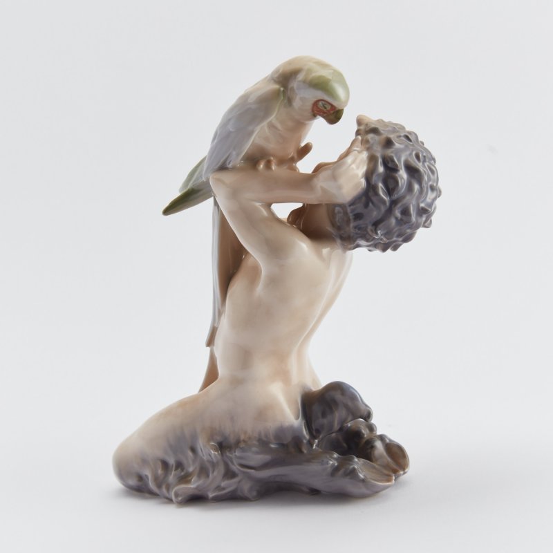 Коллекционная статуэтка Фавн с попугаем