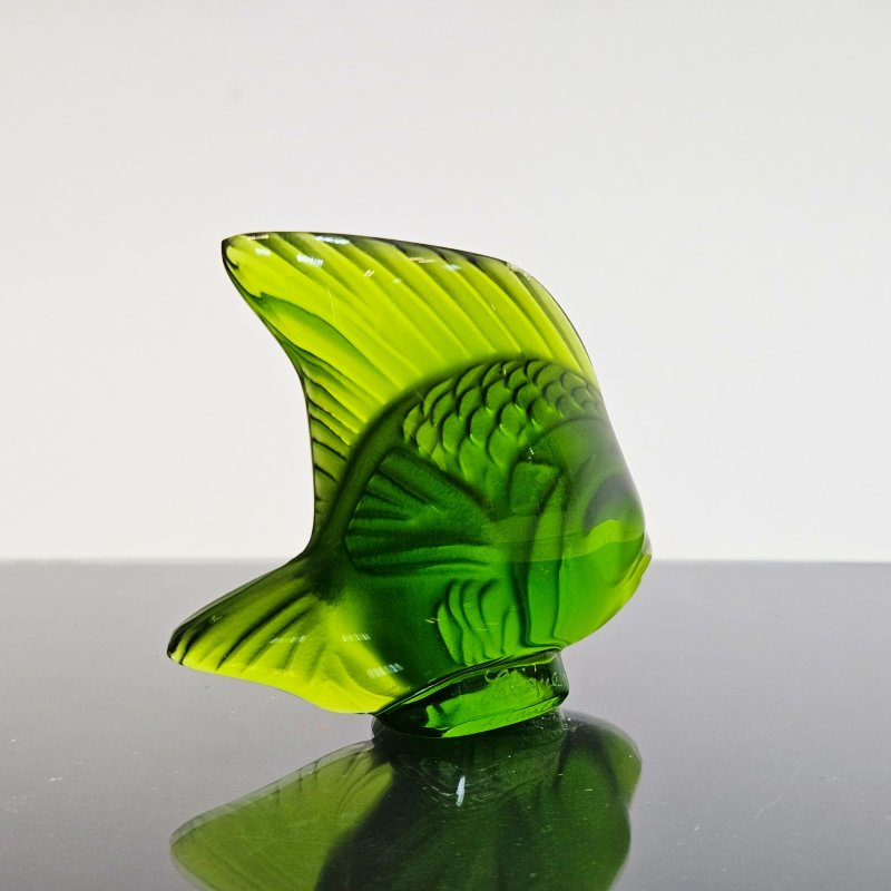 Хрустальная рыбка зеленого оттенка Lalique