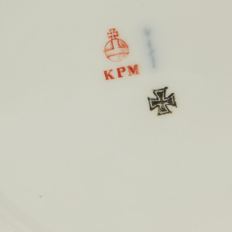 Тарелка KPM с грушами