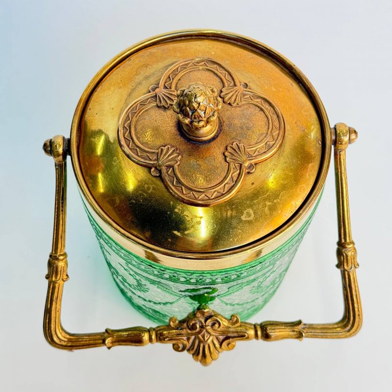 Старинная хрустальная бисквитница Saint Louis