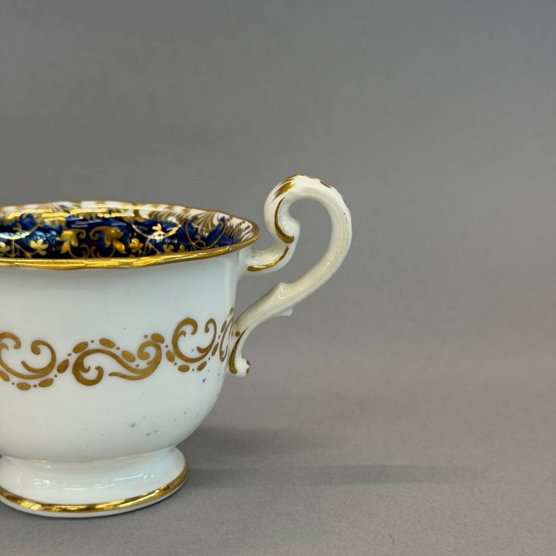 Фарфоровая Чашка с блюдцем Coalport 1840е г