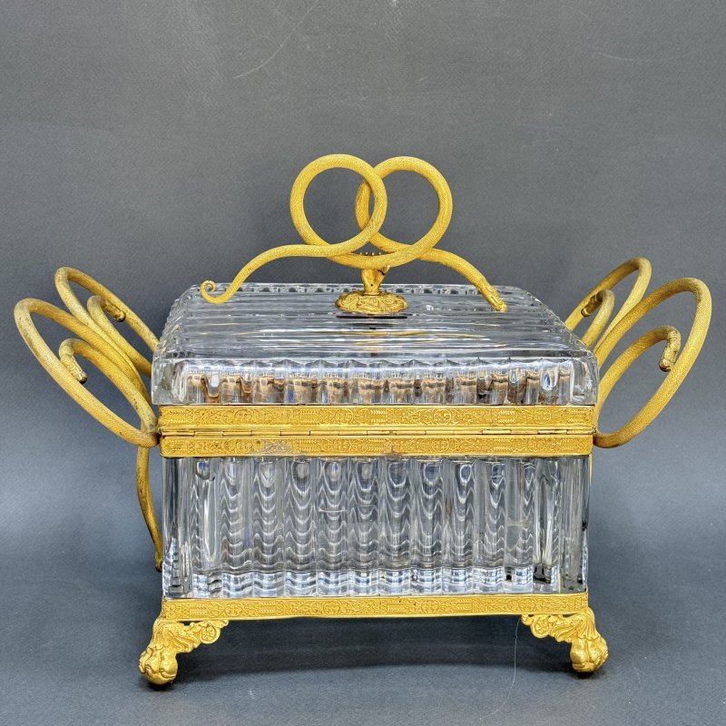 Хрустальная шкатулка с бронзовыми вставками и золочением в стиле Ампир Франция 1820 гг (к)