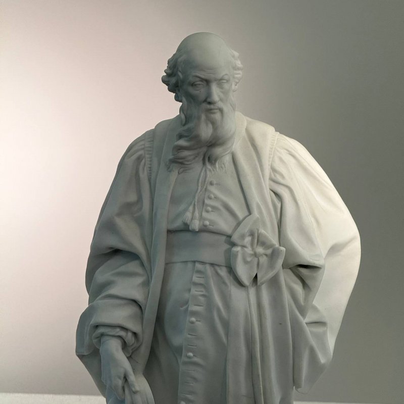 Скульптура Канцлер Мишель де Лопиталь ( Michel de l'Hôpital ) Sevres 1808 гг (к)