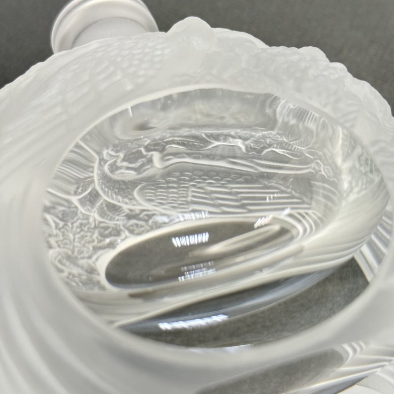 Коллекционный парфюмерный флакон в стиле Артдеко крышка-павлин дизайн 1930г. Г. Хоффманн Чехия 21 в