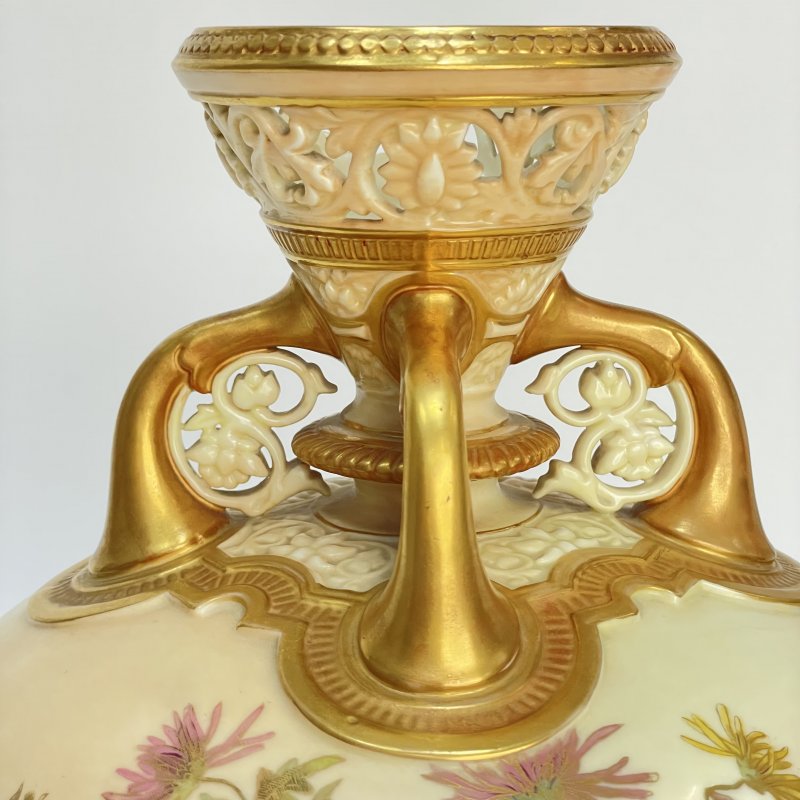  Коллекционная антикварная ваза мануфактуры Royal Worcester конец 19 в