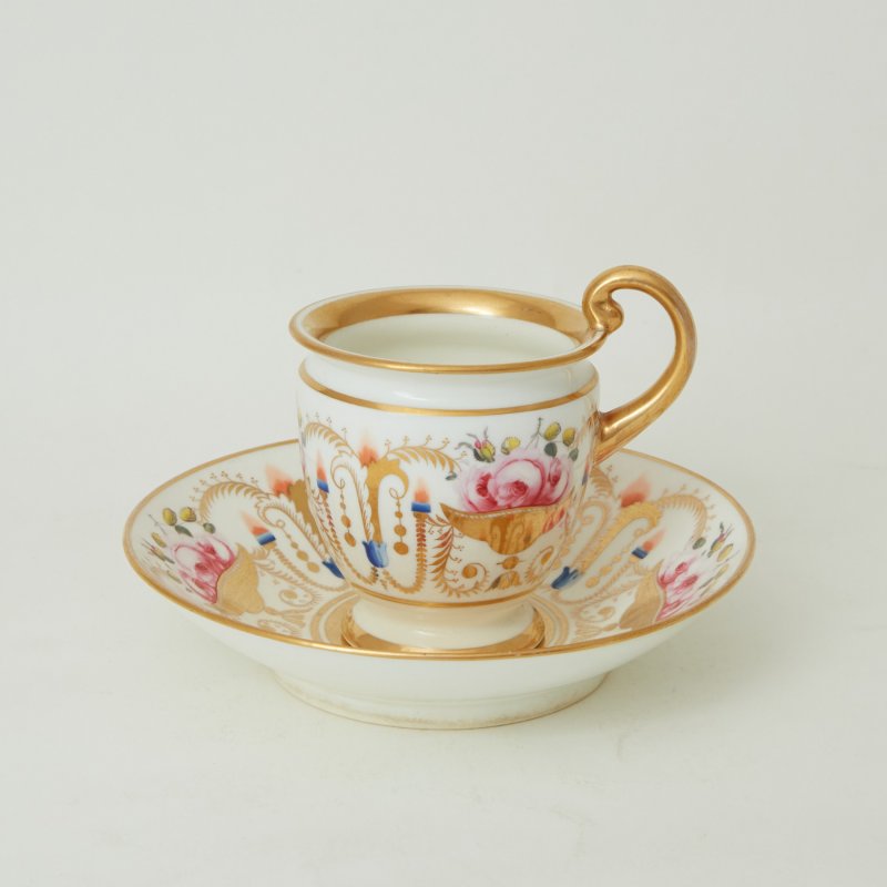 Чашка с блюдцем Розовые цветы позолота Davenport 1820г