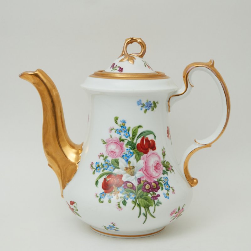 Старинный чайник с ручной росписью