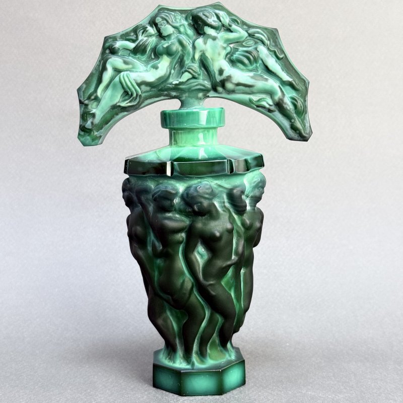 Коллекционный Парфюмерный флакон в стиле Артдеко малахитовое стекло дизайн 1930г. Г. Хоффманн Чехия 21 в