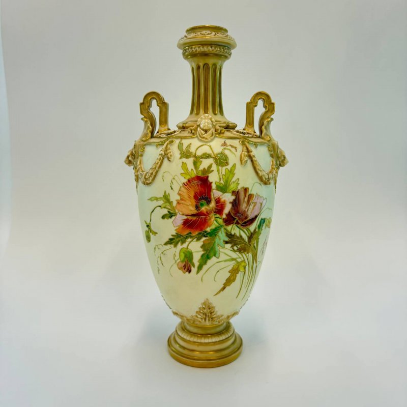 Старинная ваза  Royal Worcester 1890е гг