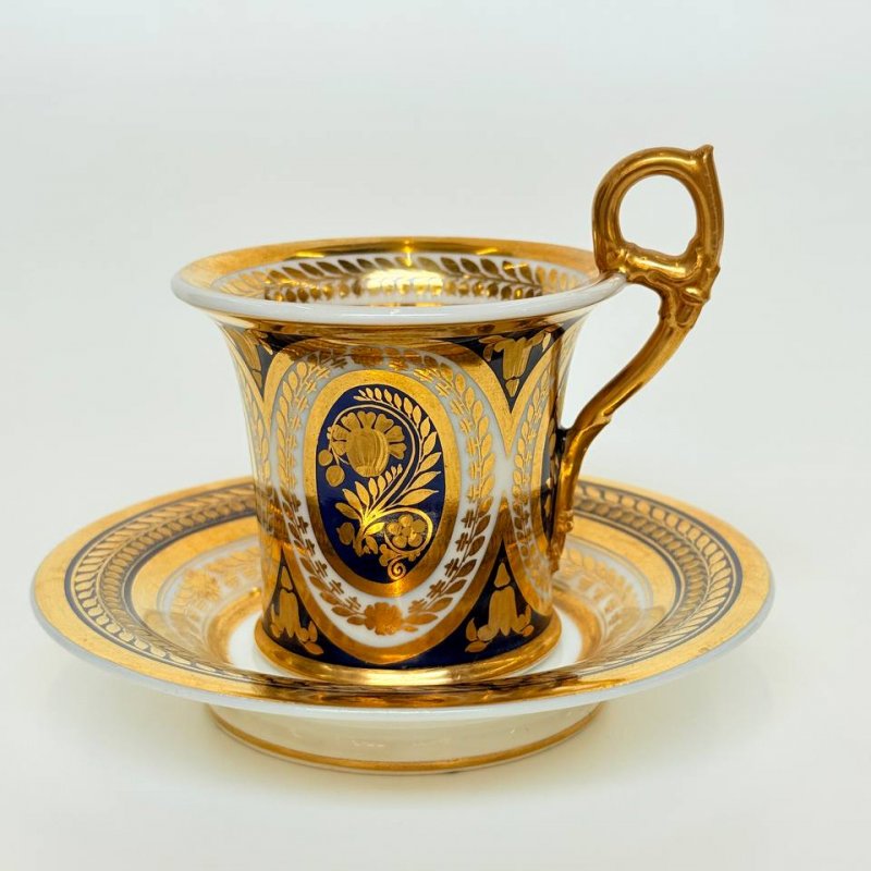 Чашка с блюдцем для шоколада