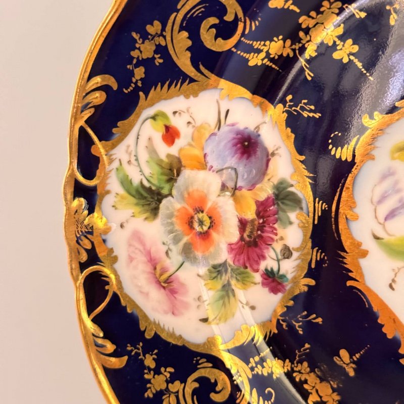 Фарфоровая тарелка, мануфактура Братьев Корниловых 1843-60 гг