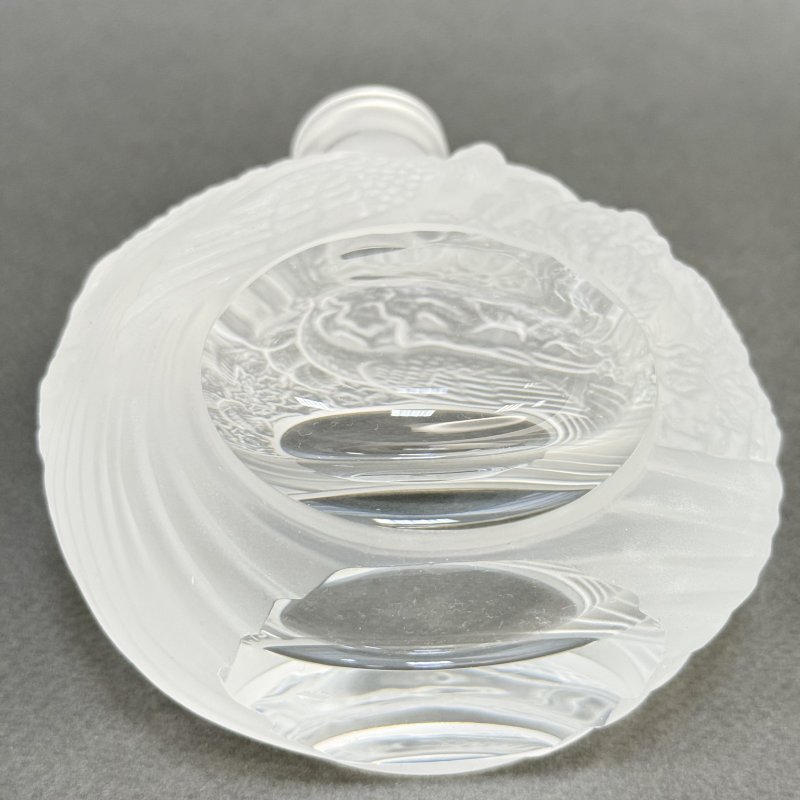 Коллекционный парфюмерный флакон в стиле Артдеко крышка-павлин дизайн 1930г. Г. Хоффманн Чехия 21 в