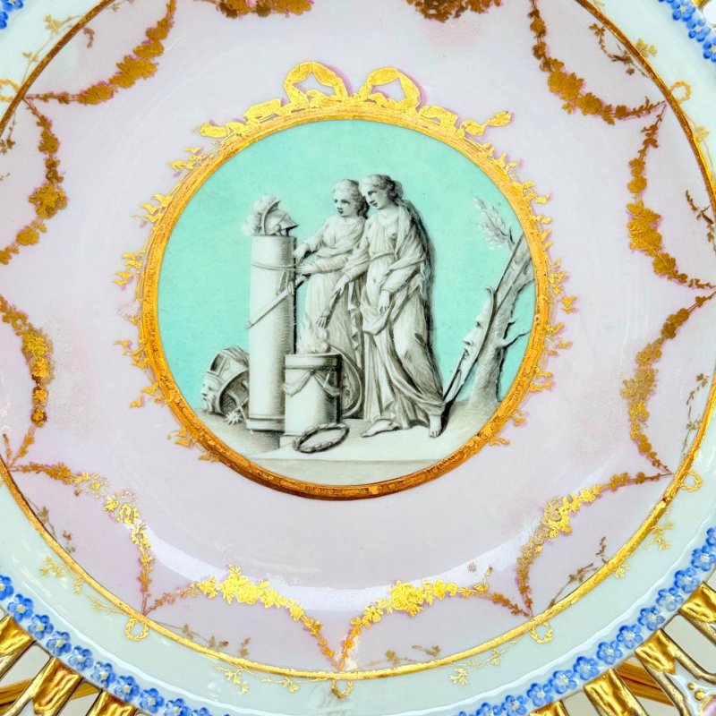 Старинная тарелка Meissen Период Марколини