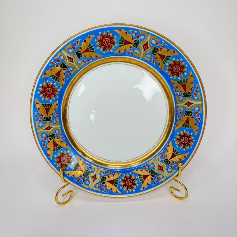 Тарелка из «Готического сервиза»  ИФЗ АIII (К1) (Кспб)