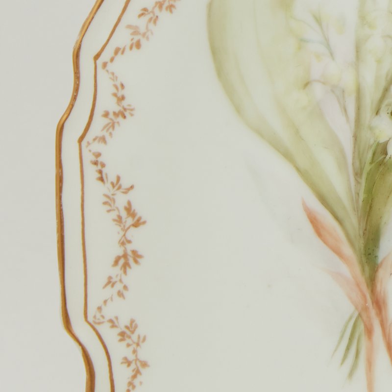 Тарелка с рукописными цветами Limoges ландыш
