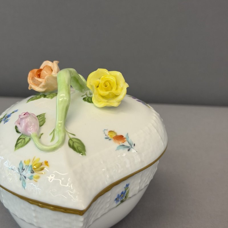 Фарфоровая шкатулка Herend