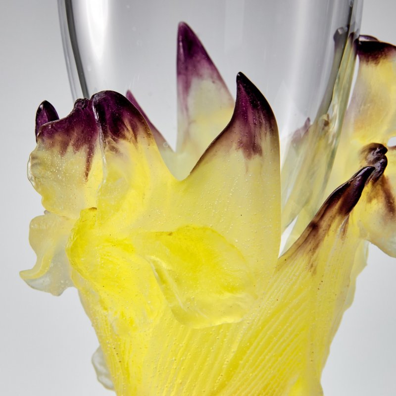 Коллекционная ваза “Iris” 