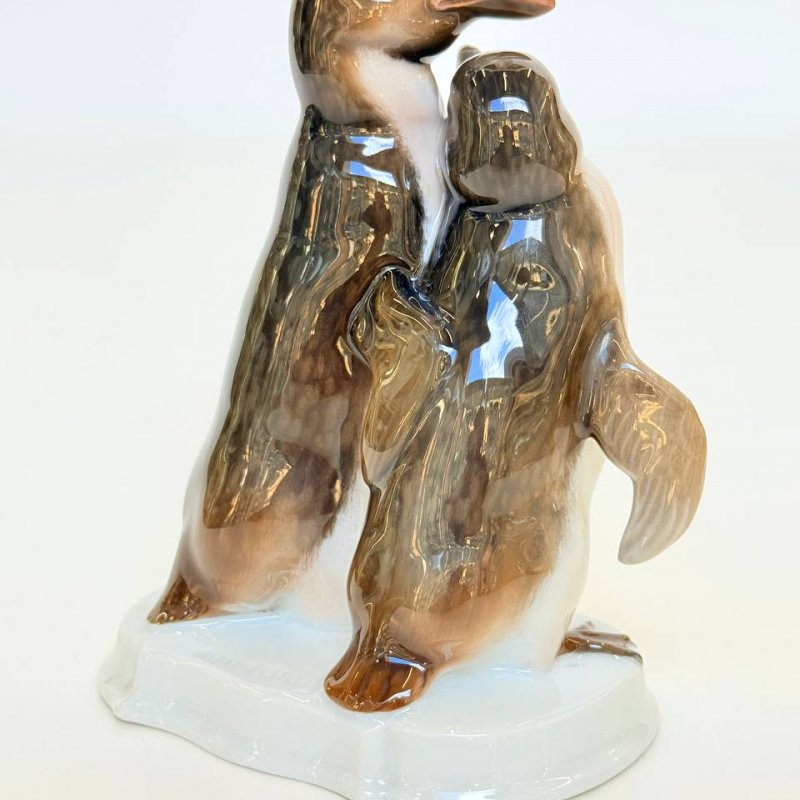 Фигурка Пара пингвинов