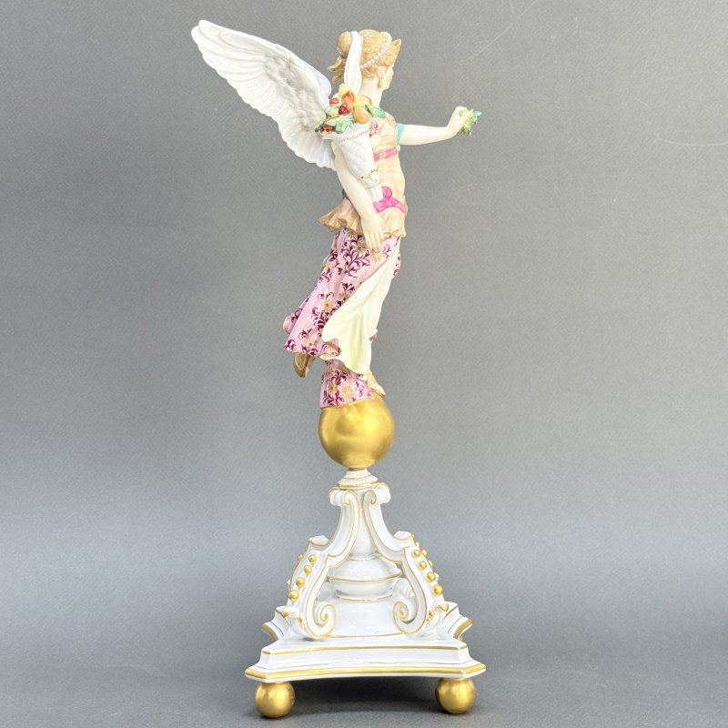 Статуэтка Фортуна на пьедестале Германия 1880-1890 гг