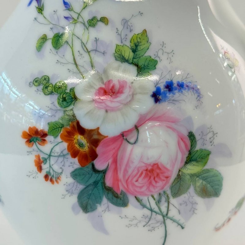 Большой старинный кувшин для воды (к)