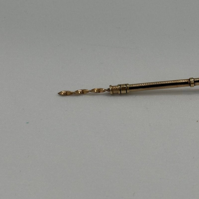 Золотой Свизл - стик, венчик для шампанского с штопором с другой стороны