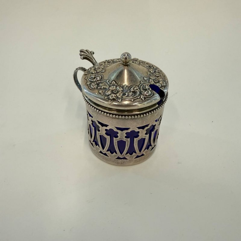 Серебряная горчичница