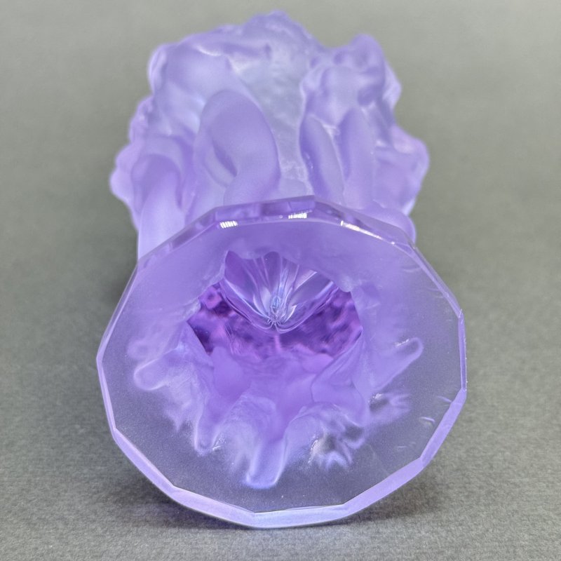 Ваза Вакханки в стиле Артдеко из аметистового стекла дизайн 1930г. Г. Хоффманн Чехия 21 в (Н)