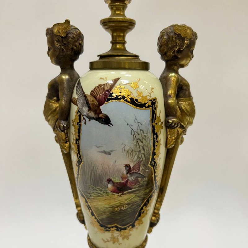 Пара ваз в стиле ампир Франция конец 19 века
