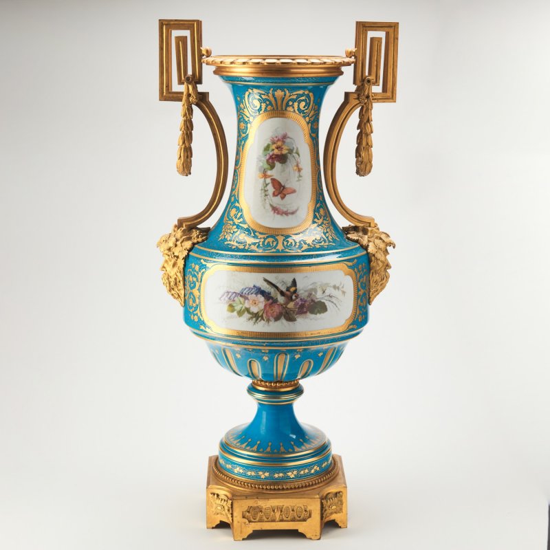 Старинная ваза ручной работы, роспись в стиле Буше