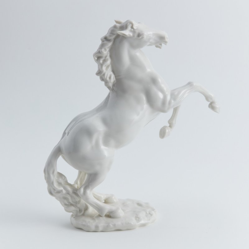 Коллекционная статуэтка Белый конь