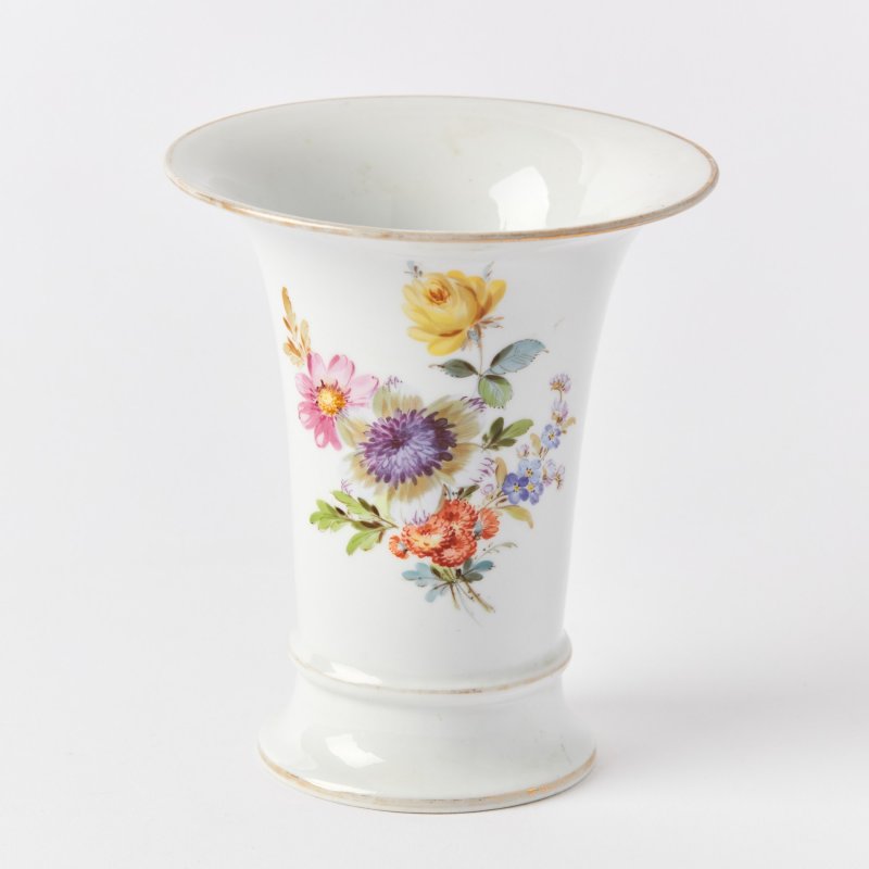 Коллекционная ваза с ручной росписью 