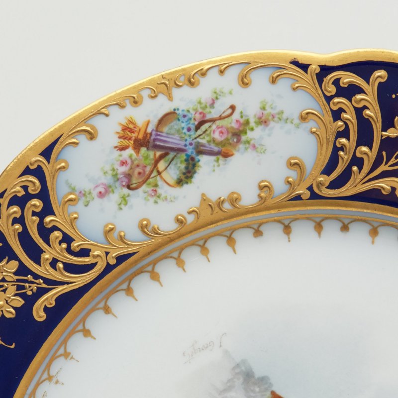 Старинная тарелка ручной работы Madame Dubarry