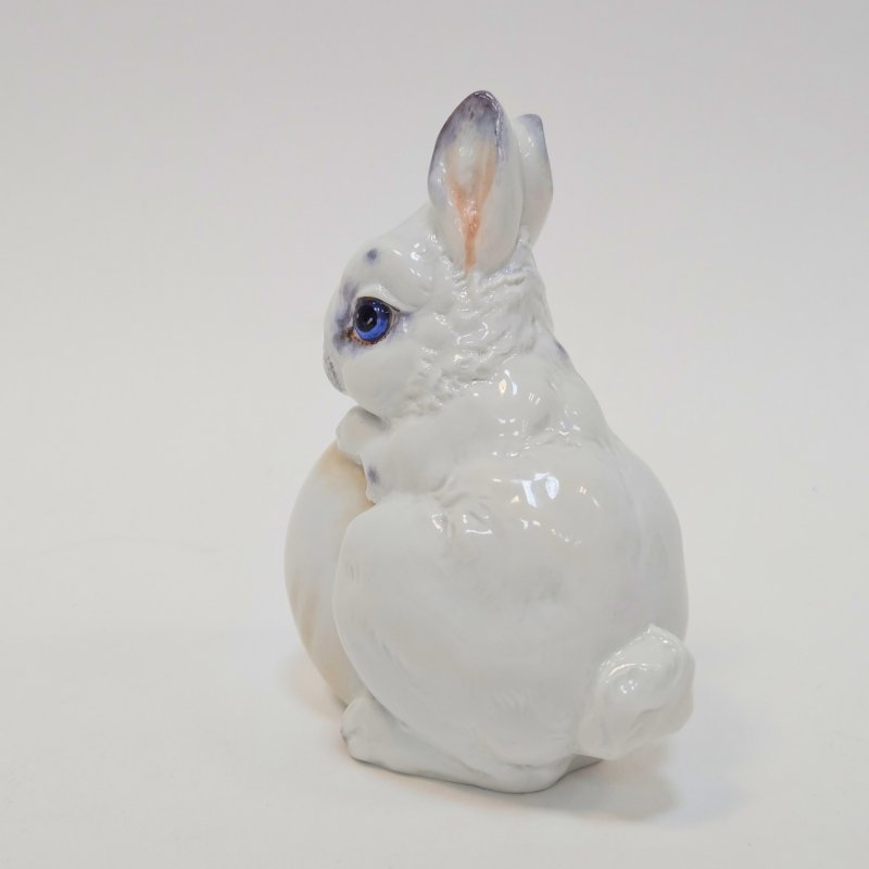 Статуэтка Кролик с яйцом Polly Meissen