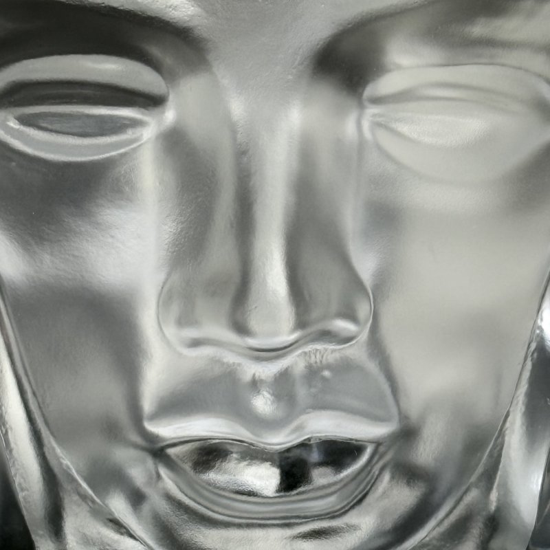 Ваза в стиле Артдеко из сатинового стекла дизайн 1930г. Г. Хоффманн Чехия 21 в