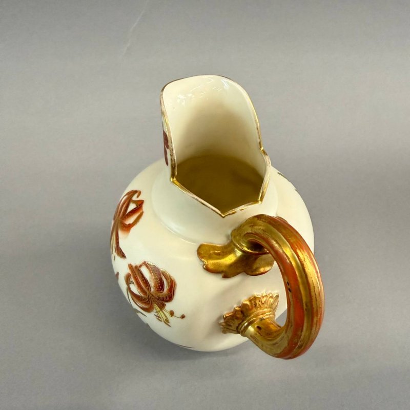 Коллекционный антикварный кувшин мануфактуры Royal Worcester