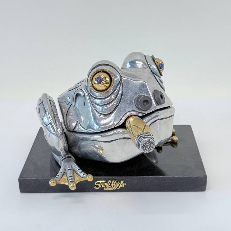 Металлическая скульптура «Лягушка» - Франк Майслер. (к)