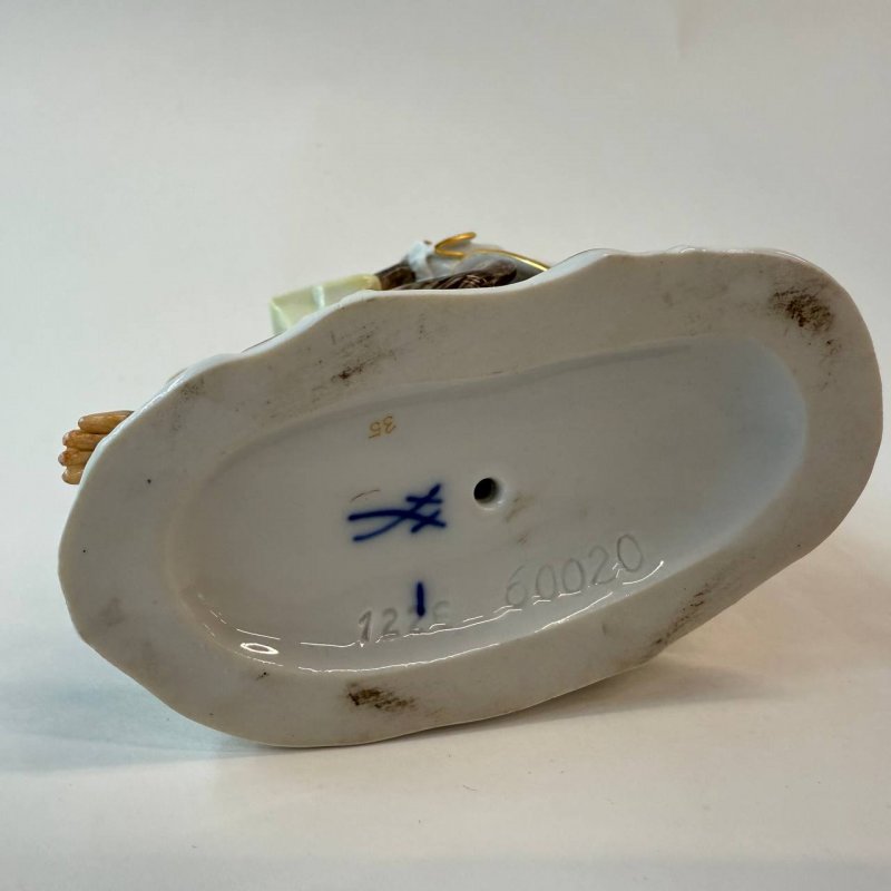 Статуэтка Обезьяна с клавесином верхом на обезьяне №19 в серии обезьяний оркестр Германия 1974 г 